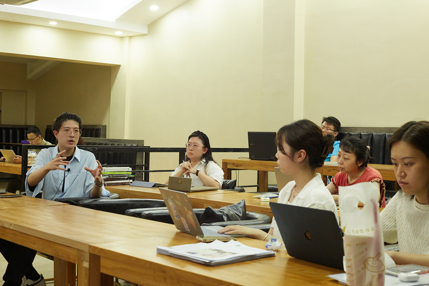 海口出国留学中介.jpg